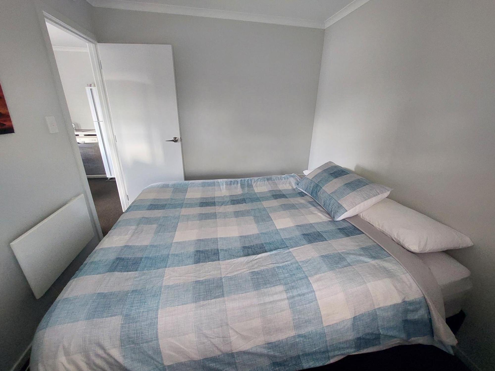 Comfortable 1 Bedroom Perfect For Travelers Or Workers Horotiu Экстерьер фото